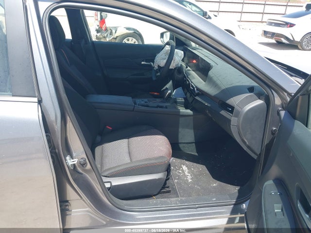 صورة 5 لـ 2026 Nissan SENTRA SR