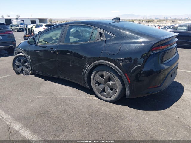 2024 Toyota PRIUS LE — фото 3