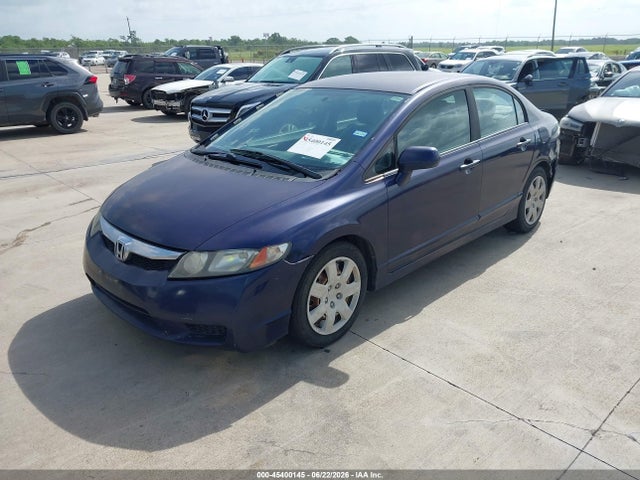 2011 Honda CIVIC LX 照片 2