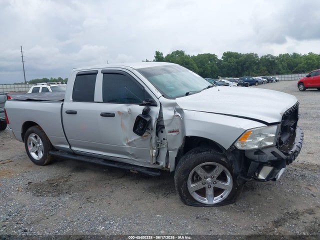 صورة 1 لـ 2017 RAM 1500 EXPRESS 4X4 6'4 BOX