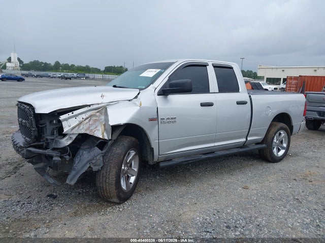 صورة 2 لـ 2017 RAM 1500 EXPRESS 4X4 6'4 BOX