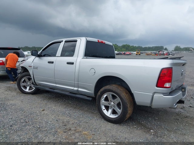 صورة 3 لـ 2017 RAM 1500 EXPRESS 4X4 6'4 BOX