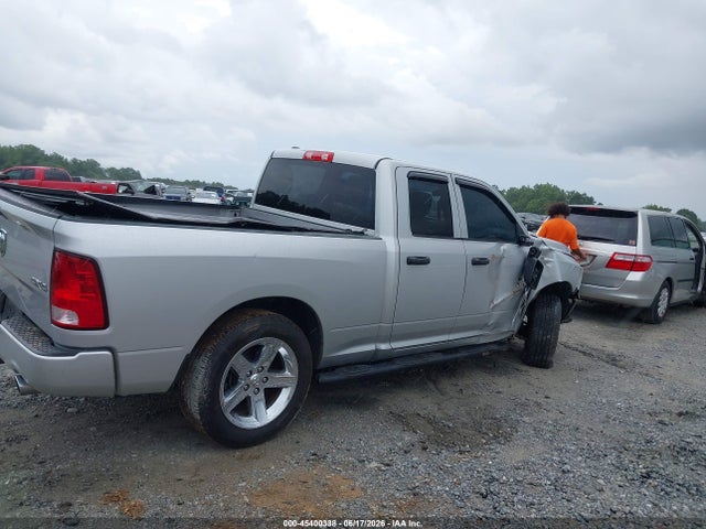 صورة 4 لـ 2017 RAM 1500 EXPRESS 4X4 6'4 BOX