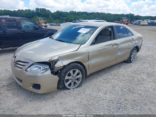 صورة 2 لـ 2011 Toyota CAMRY LE