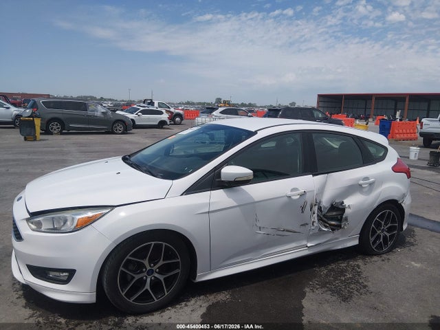 2015 FORD FOCUS SE — фото 6