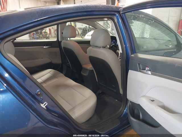 2020 Hyundai ELANTRA SE 照片 8
