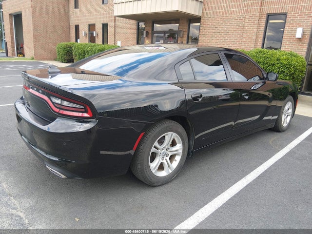 2022 Dodge CHARGER SXT RWD 照片 4