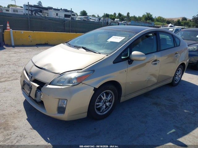 2010 Toyota PRIUS IV photo 2
