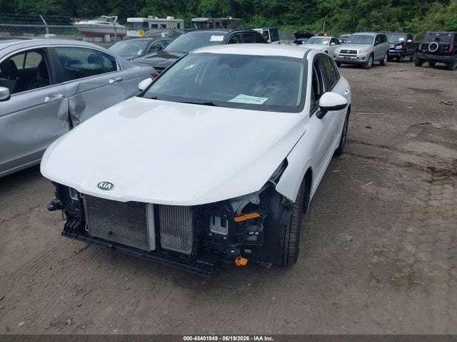 2021 KIA K5 LXS 2
