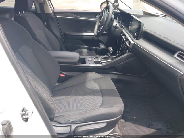 2021 KIA K5 LXS 5