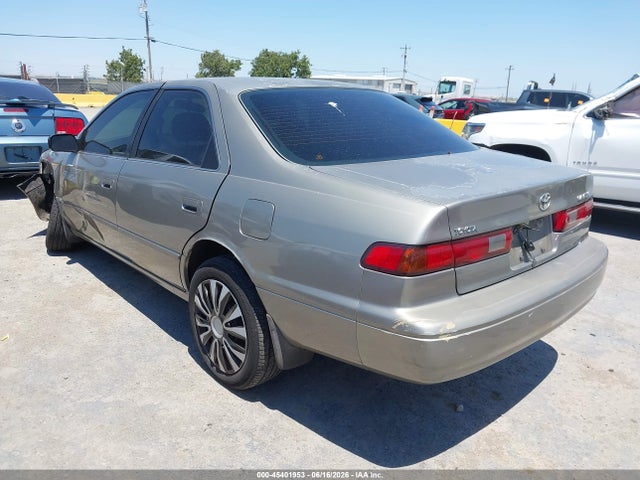 صورة 3 لـ 1998 Toyota CAMRY LE