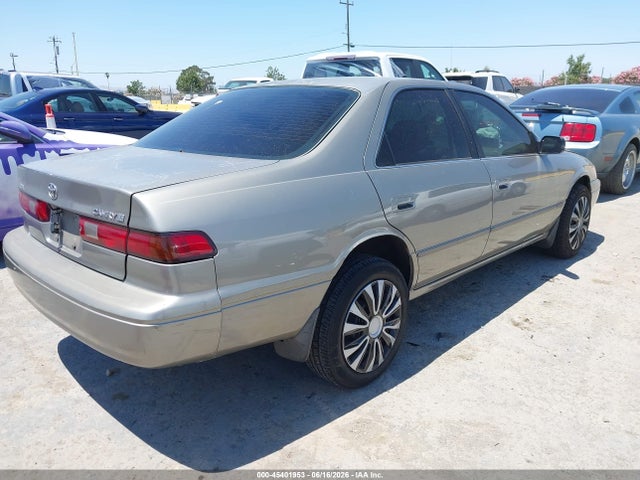 صورة 4 لـ 1998 Toyota CAMRY LE