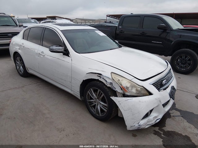 2012 INFINITI G37 JOURNEY