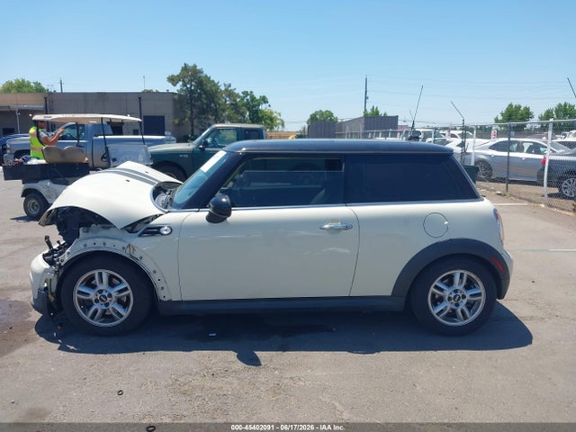 2013 MINI HARDTOP COOPER — миниатюра 14