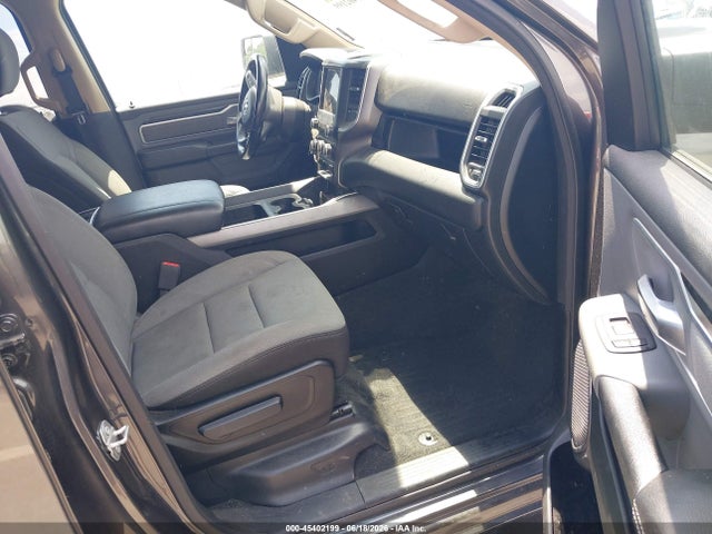 2020 RAM 1500 BIG HORN 4X4 5'7 BOX 照片 5