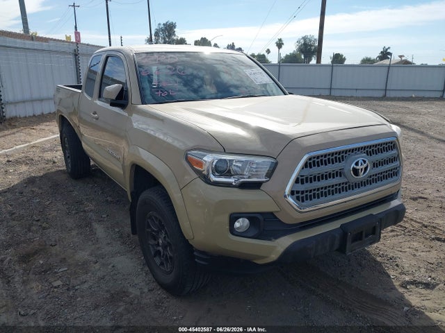 2017 TOYOTA TACOMA SR5 V6