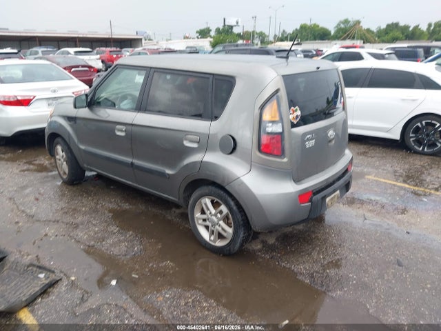 2010 KIA SOUL + 照片 3