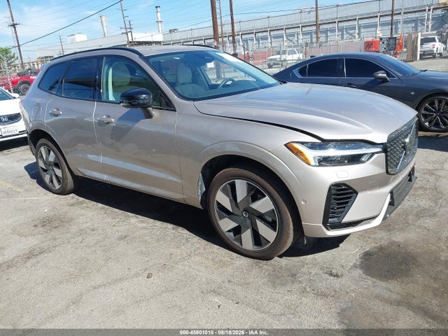2024 VOLVO XC60 T8 PLUS DARK THEME