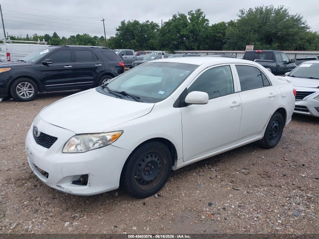 2010 Toyota COROLLA LE photo 2