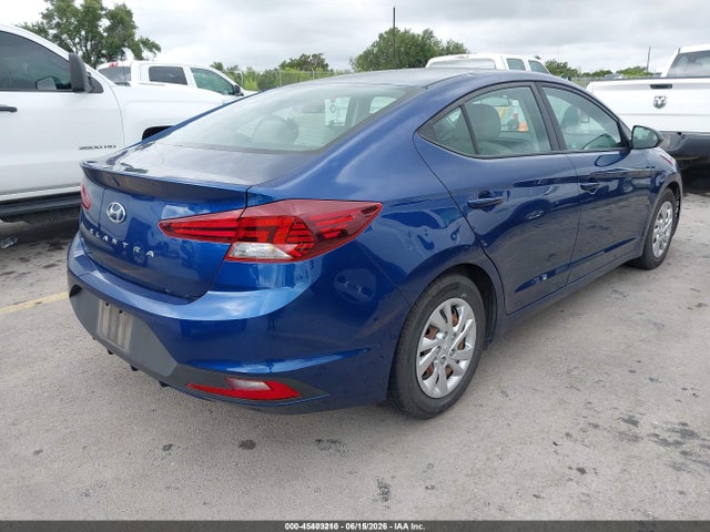 2020 Hyundai ELANTRA SE 照片 4