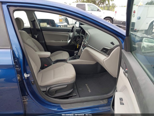 2020 Hyundai ELANTRA SE 照片 5
