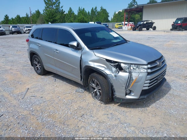 2018 TOYOTA HIGHLANDE LE PLUS
