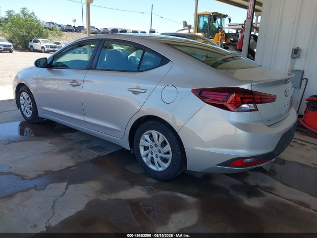2019 Hyundai ELANTRA SE 照片 3