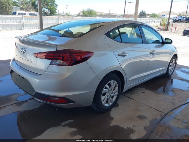2019 Hyundai ELANTRA SE 照片 4