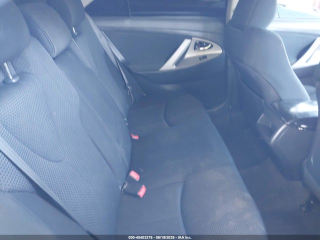 2011 Toyota CAMRY SE photo 8