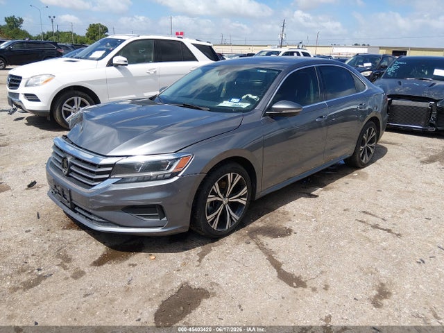 صورة 2 لـ 2021 Volkswagen PASSAT 2.0T SE