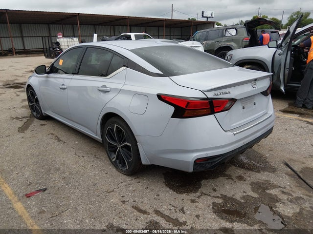 2023 Nissan ALTIMA SR FWD 照片 3