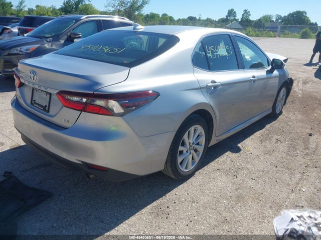 2024 Toyota CAMRY LE 照片 4