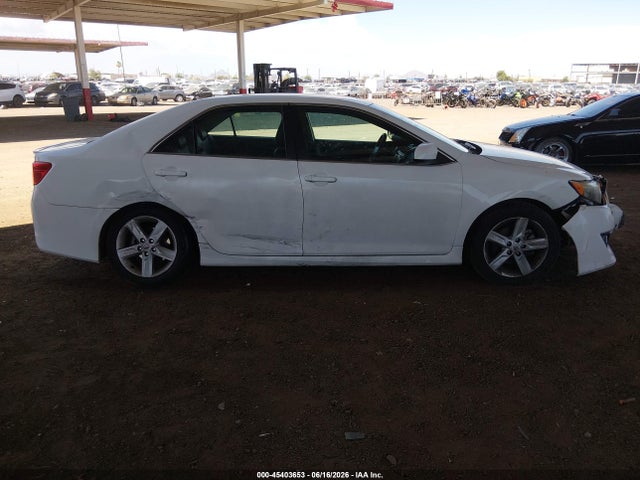 2014 Toyota CAMRY SE thumbnail 12