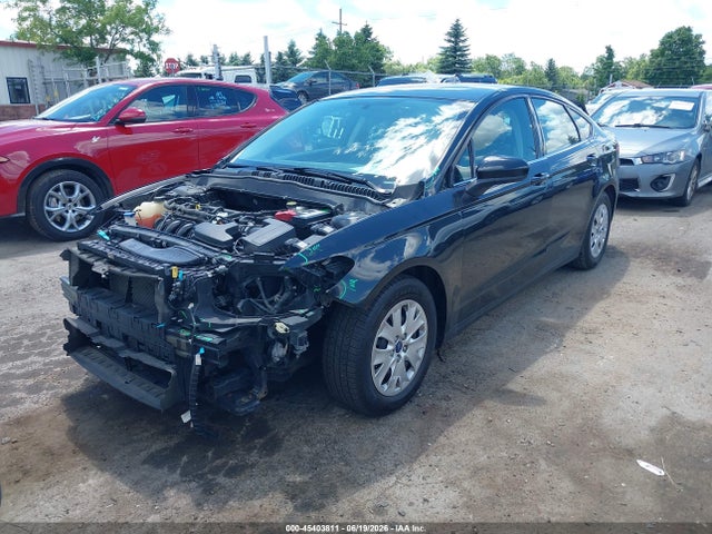 2013 FORD FUSION S 照片 2