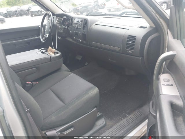 2012 Chevrolet SILVERADO 2500HD LT photo 5