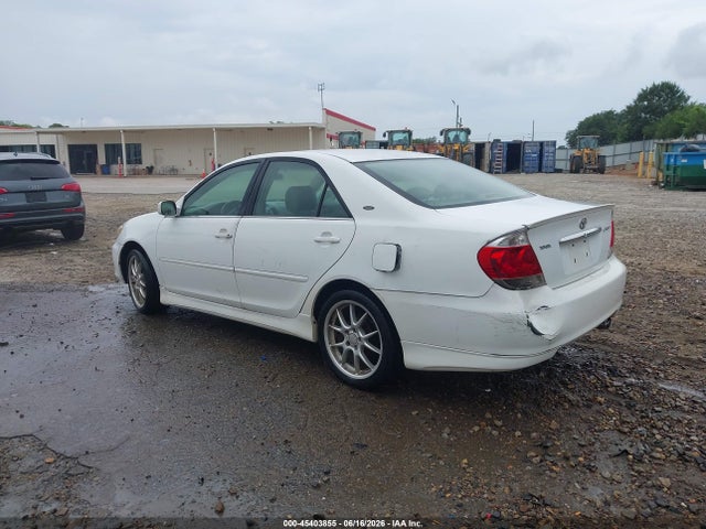 2005 Toyota CAMRY LE 照片 3