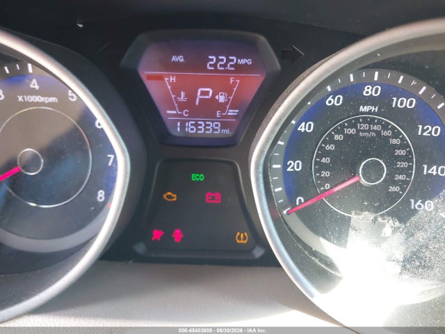 صورة 7 لـ 2016 Hyundai ELANTRA SE