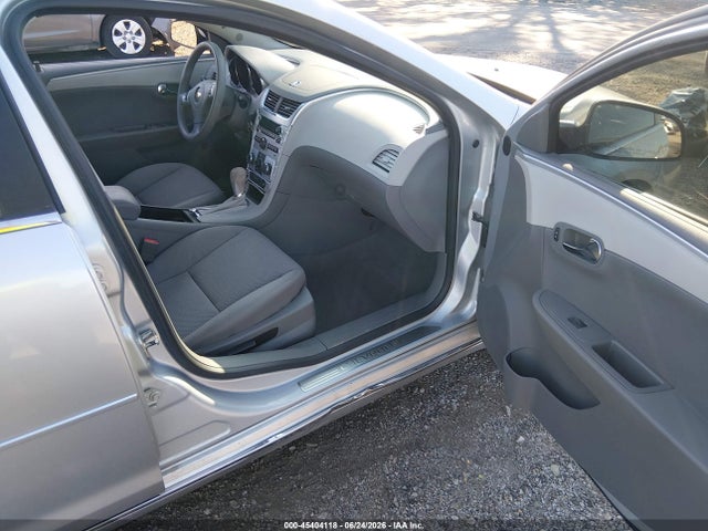 صورة 5 لـ 2011 Chevrolet MALIBU 1LT