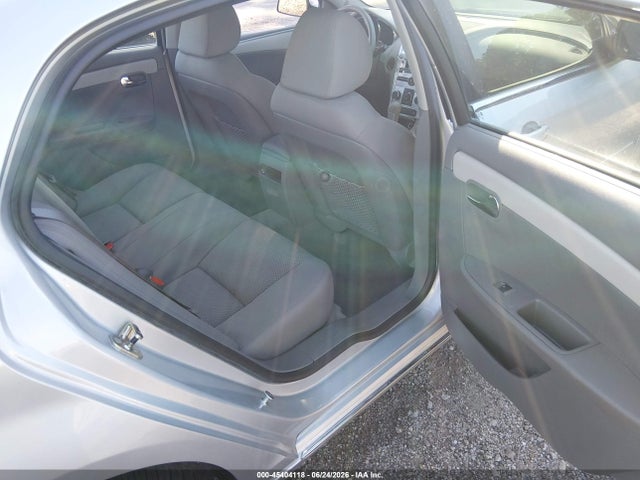صورة 8 لـ 2011 Chevrolet MALIBU 1LT