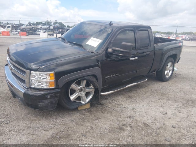 صورة 2 لـ 2009 Chevrolet SILVERADO 1500 LT