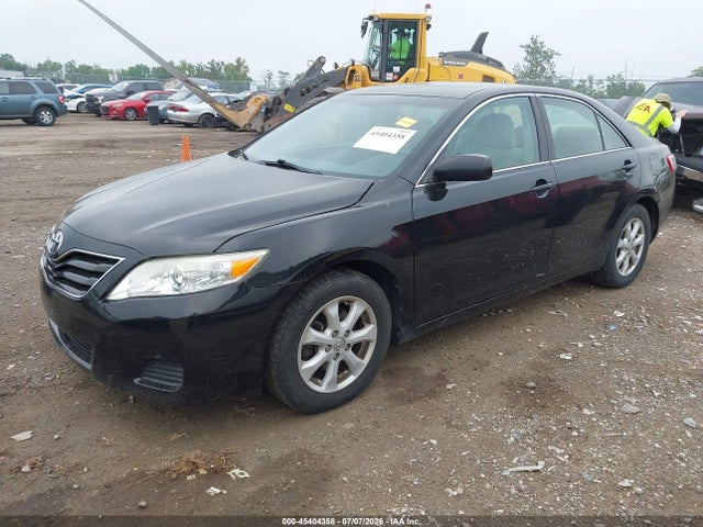 صورة 2 لـ 2011 Toyota CAMRY LE