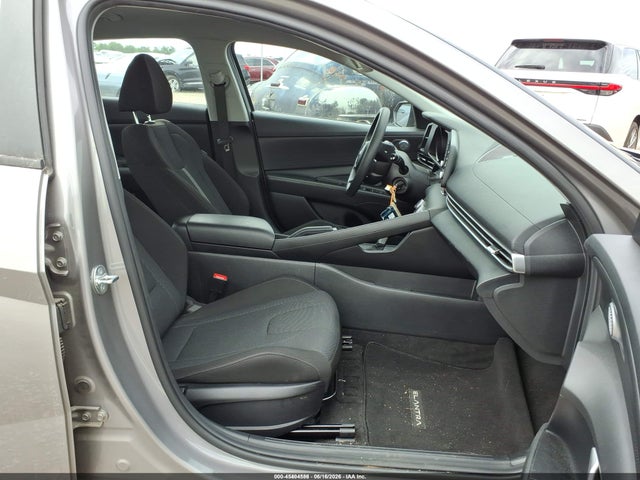 2023 Hyundai ELANTRA SE 照片 5