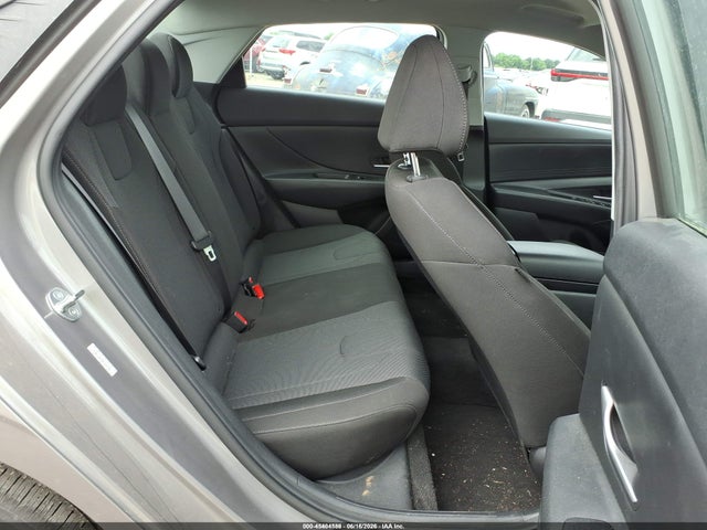 2023 Hyundai ELANTRA SE 照片 8