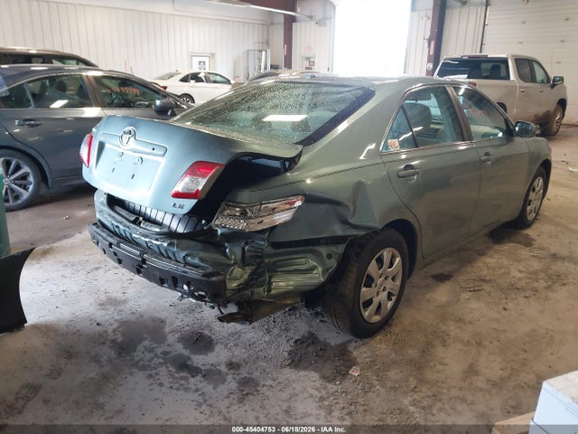 صورة 4 لـ 2011 Toyota CAMRY LE