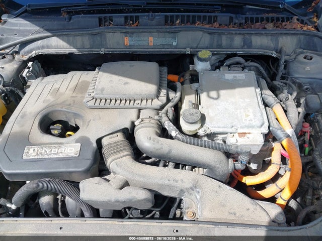 صورة 10 لـ 2020 FORD FUSION HYBRID SE