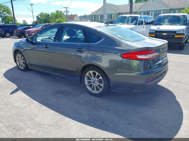 صورة 3 لـ 2020 FORD FUSION HYBRID SE