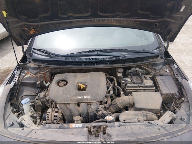 2017 KIA FORTE LX photo 10