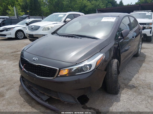 2017 KIA FORTE LX photo 2