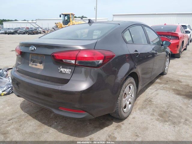 2017 KIA FORTE LX photo 4