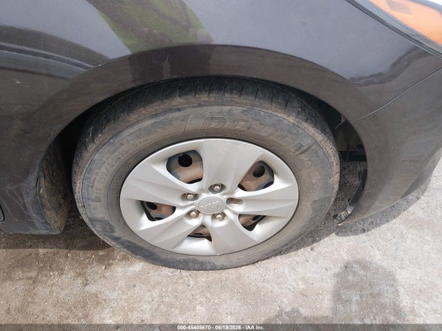 صورة مصغرة 15 لـ 2017 KIA FORTE LX
